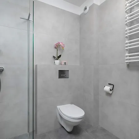 Appartement Functional With Parking In Cracow By Renters