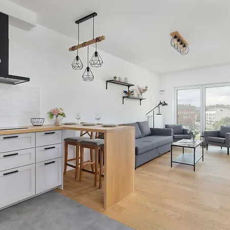 Functional With Parking In Cracow By Renters Appartement *